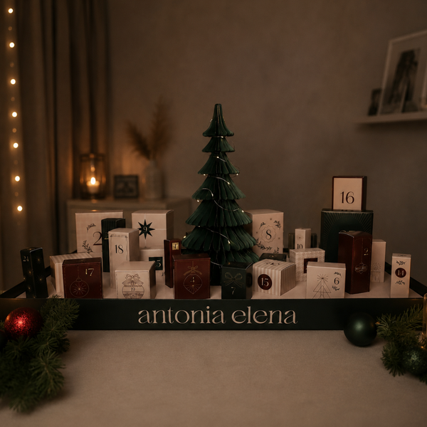 Antonia Elena Adventskalender mit festlichen Geschenkboxen